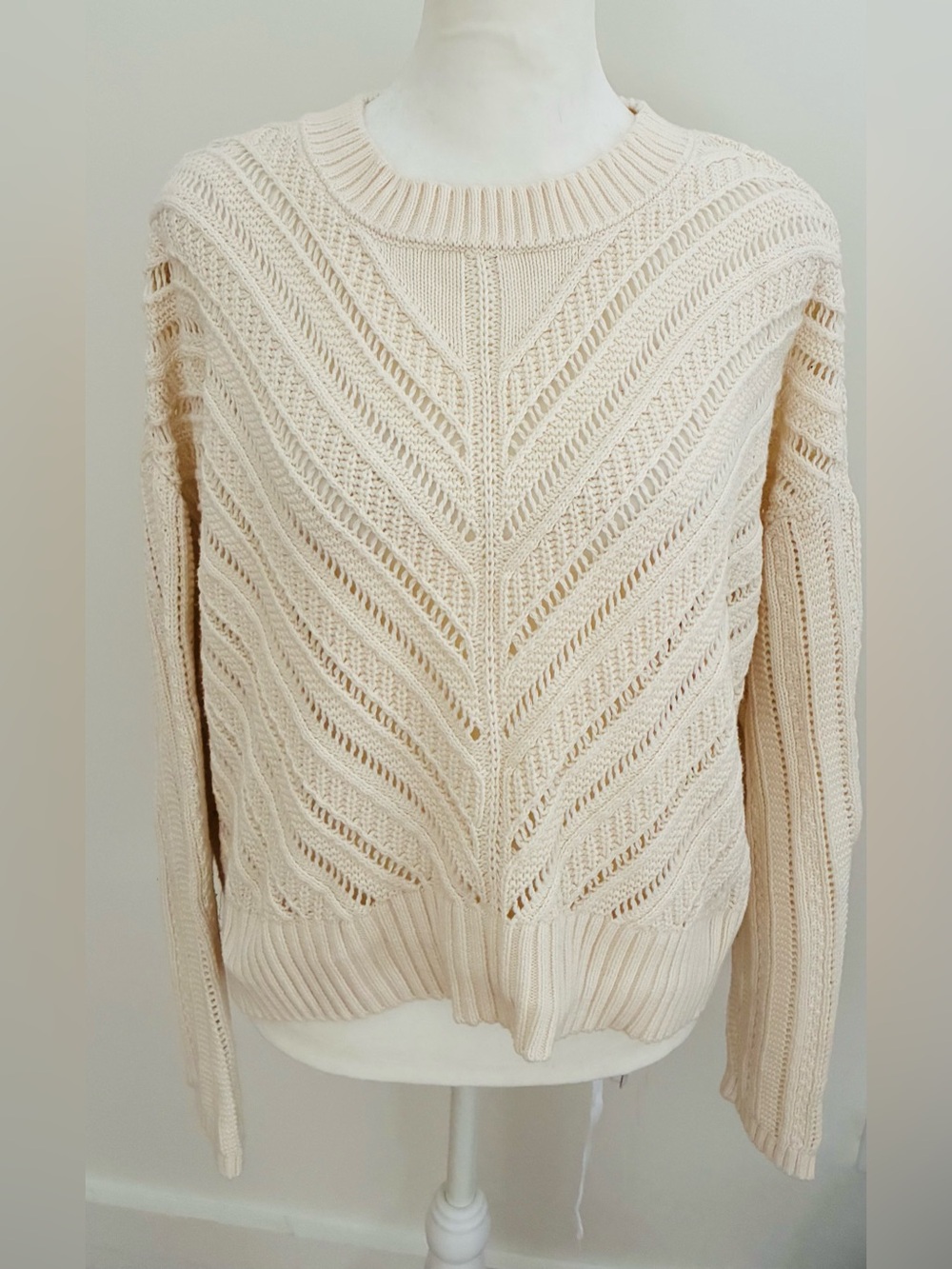 Cream Openwork Knit Sweater - Women's short / cropped Pullover large
